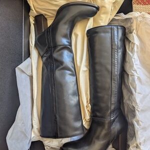 NWT Ariat Two24 Bella Black Leather High Heel Boots